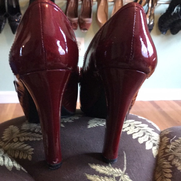 Me Too Lorre red patent leather loafer oxford heel - Picture 4 of 4